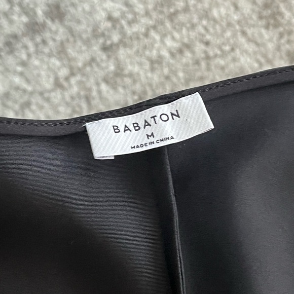 Aritzia Babaton Closing Satin Formal Elegant Black Evening V-Neck Dress Sz  M - Picture 14 of 15